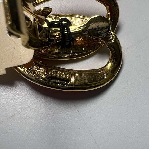 Vintage Joel Powell Designs Clip Earrings Gold/Red - Picture 5 of 6